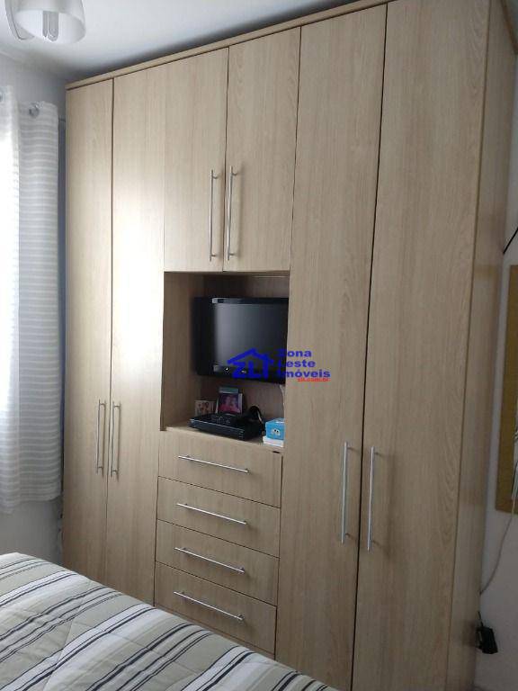 Apartamento para alugar com 3 quartos, 64m² - Foto 18