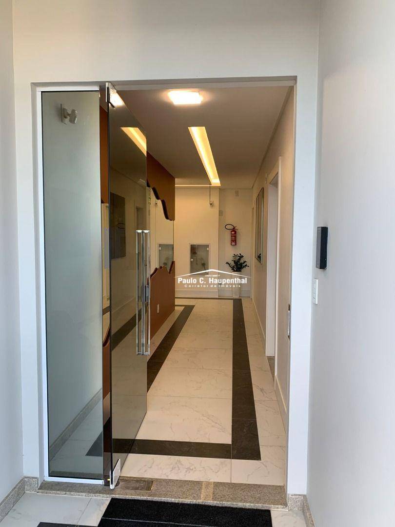 Apartamento à venda com 3 quartos, 137m² - Foto 6