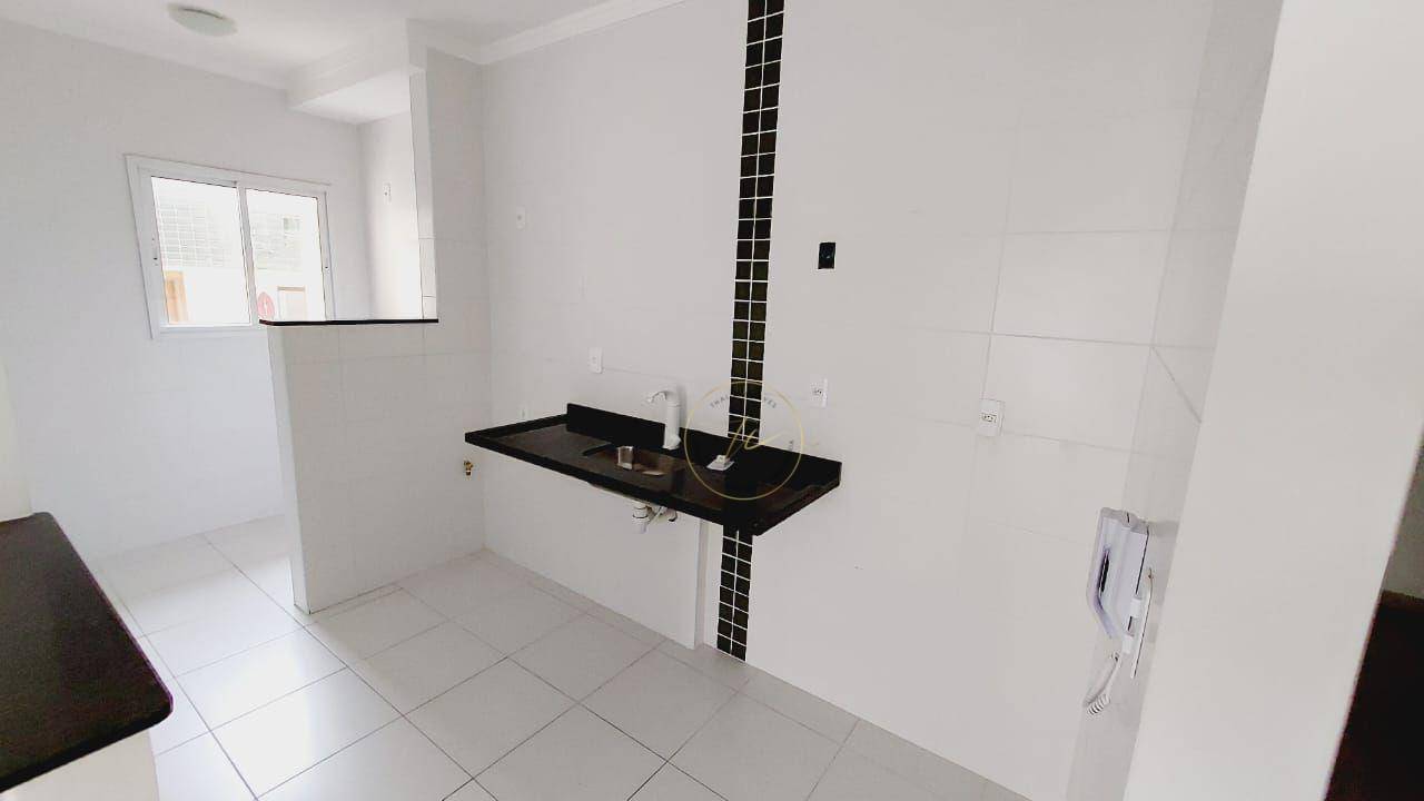 Apartamento à venda com 2 quartos, 70m² - Foto 3