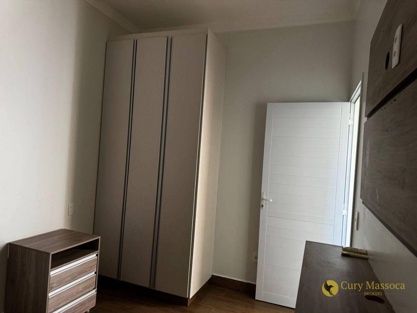 Casa de Condomínio para alugar com 4 quartos, 290m² - Foto 29