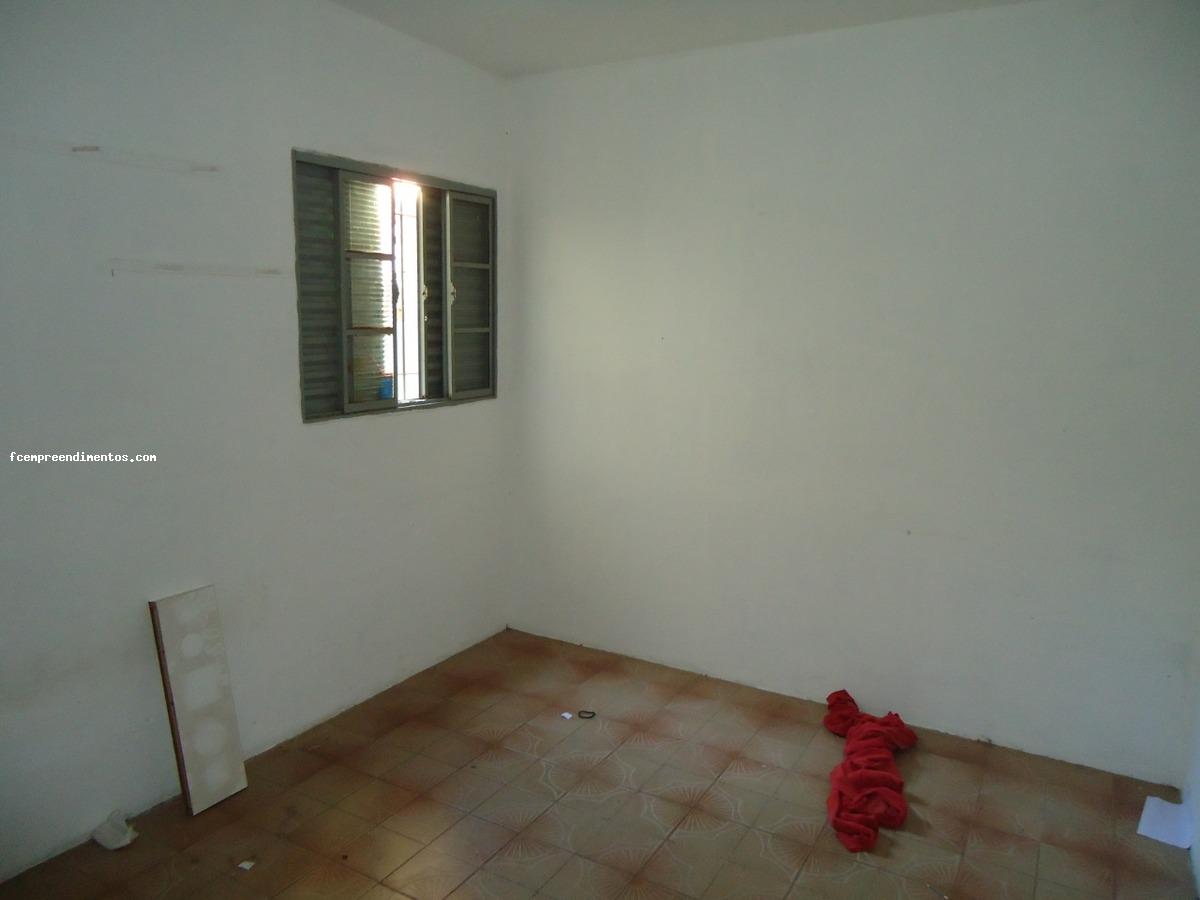 Casa à venda com 3 quartos, 250m² - Foto 9