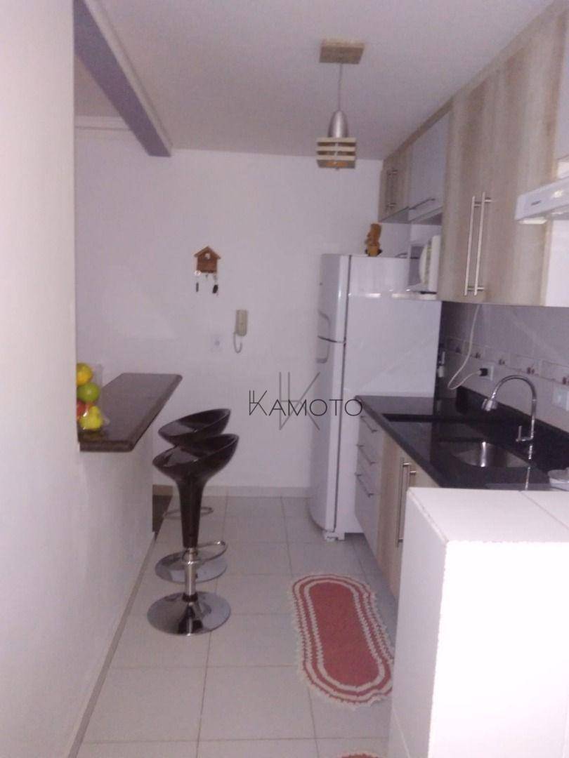 Apartamento à venda com 2 quartos, 58m² - Foto 2