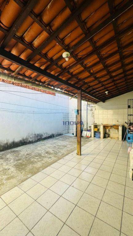 Casa à venda com 4 quartos, 119m² - Foto 12