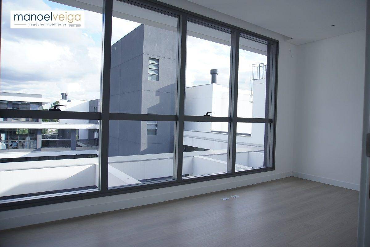 Apartamento à venda com 3 quartos, 147m² - Foto 2