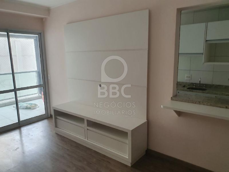 Apartamento para alugar com 2 quartos, 75m² - Foto 2