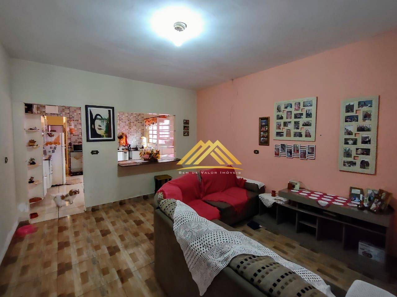 Casa à venda com 3 quartos, 60m² - Foto 4