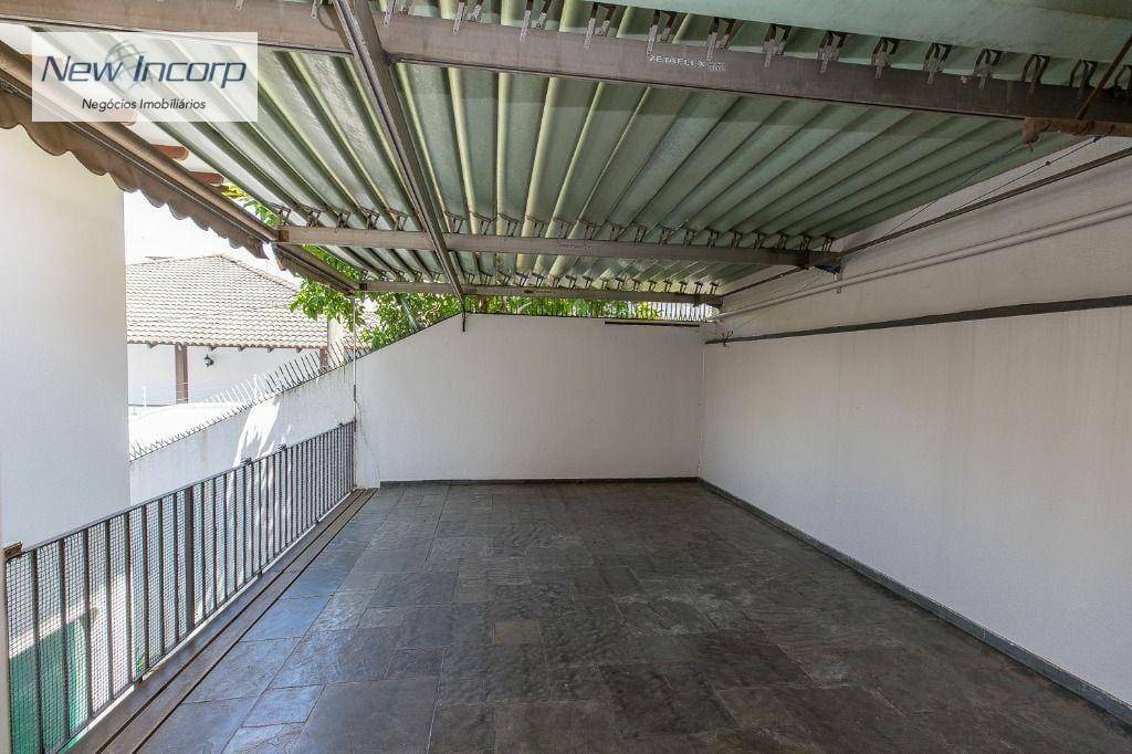 Sobrado à venda com 4 quartos, 298m² - Foto 20