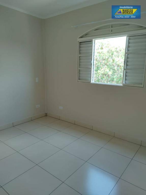 Apartamento à venda com 2 quartos, 62m² - Foto 9