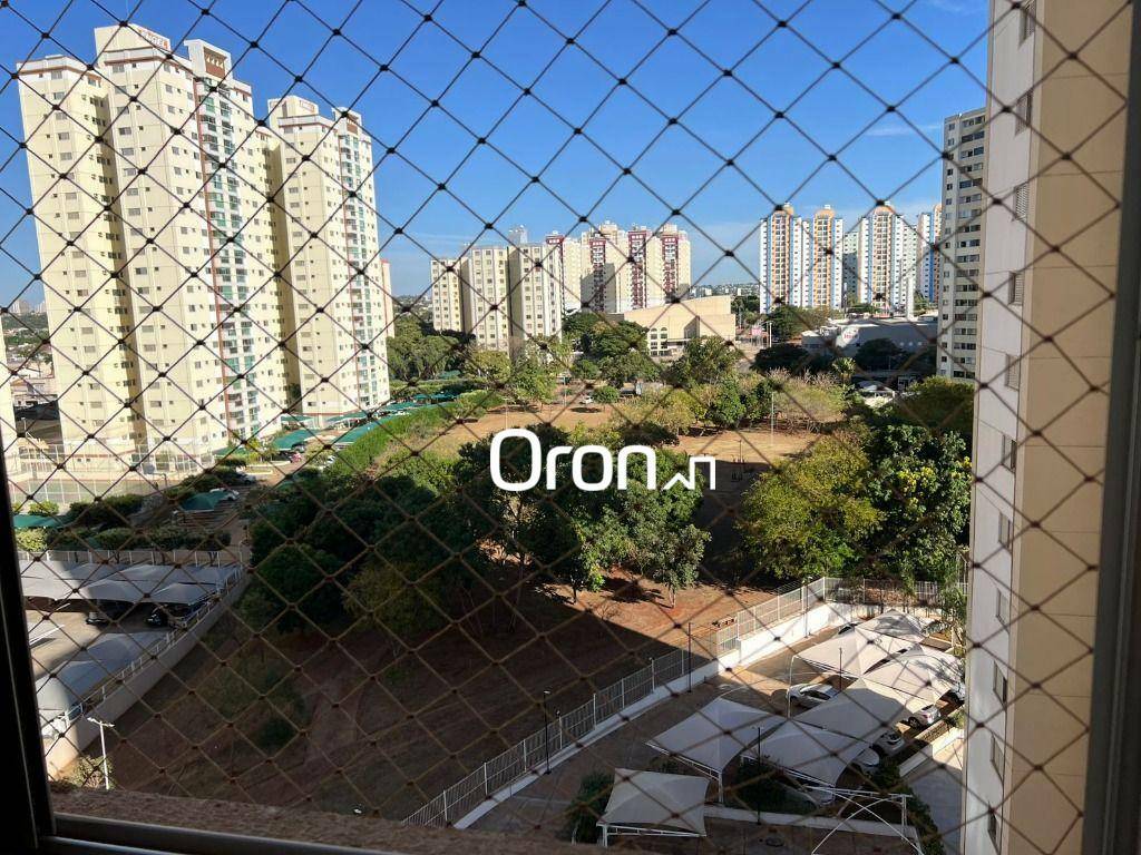 Apartamento à venda com 3 quartos, 77m² - Foto 4