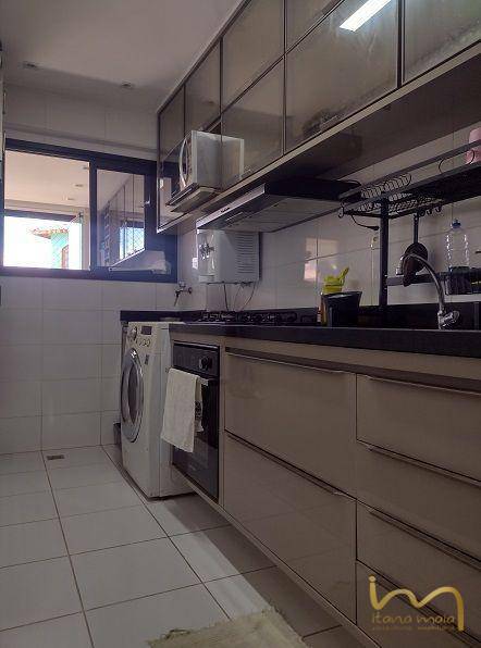 Apartamento à venda com 2 quartos, 64m² - Foto 6