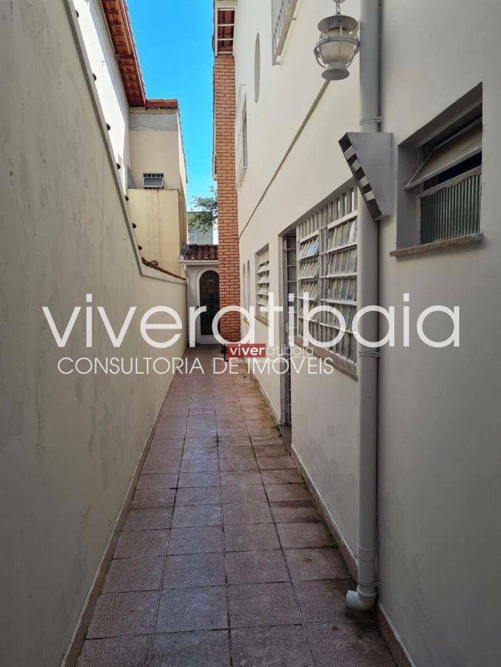 Casa à venda com 3 quartos, 144m² - Foto 3