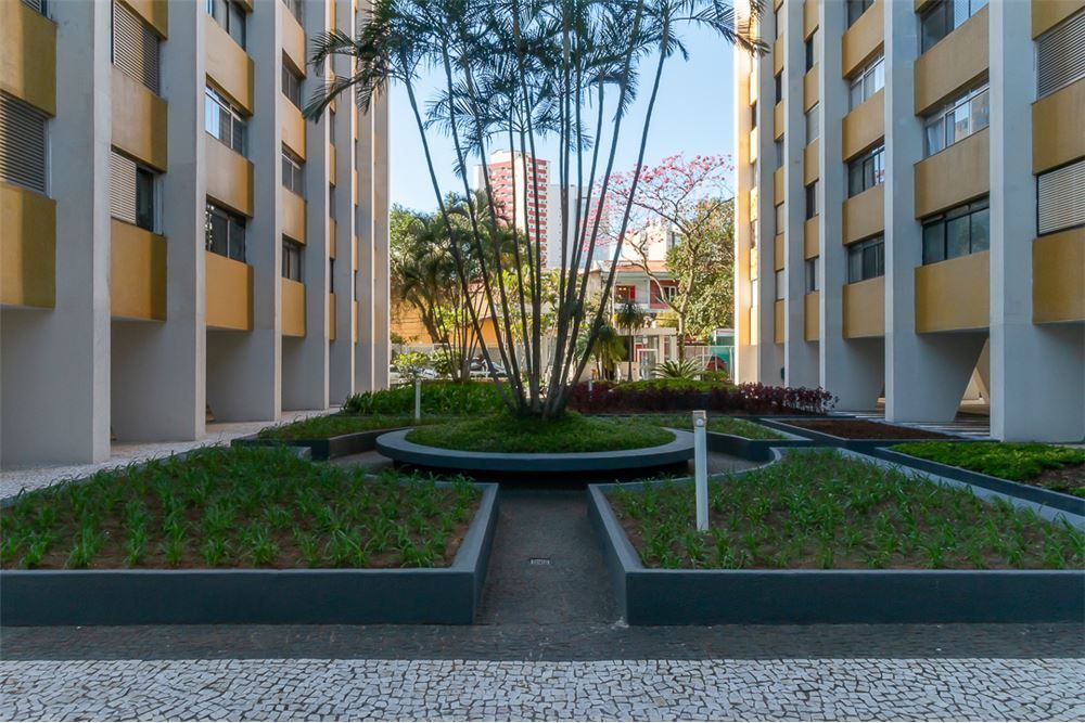 Apartamento à venda com 3 quartos, 105m² - Foto 16