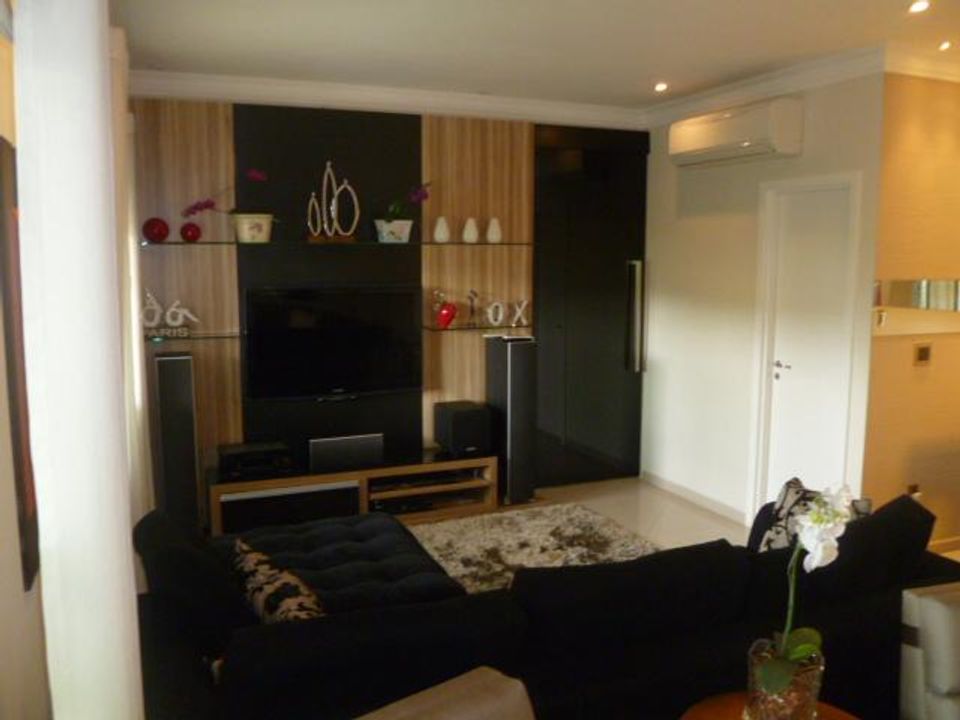 Apartamento à venda com 3 quartos, 133m² - Foto 3