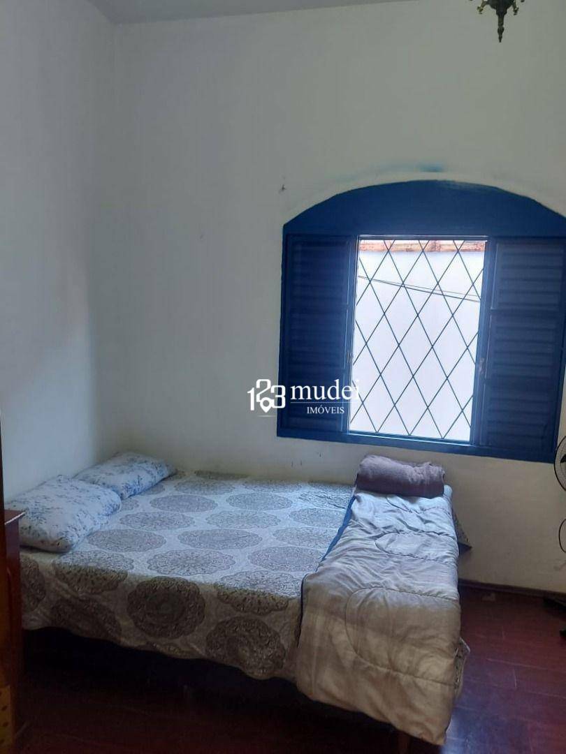 Casa à venda com 4 quartos, 180m² - Foto 24