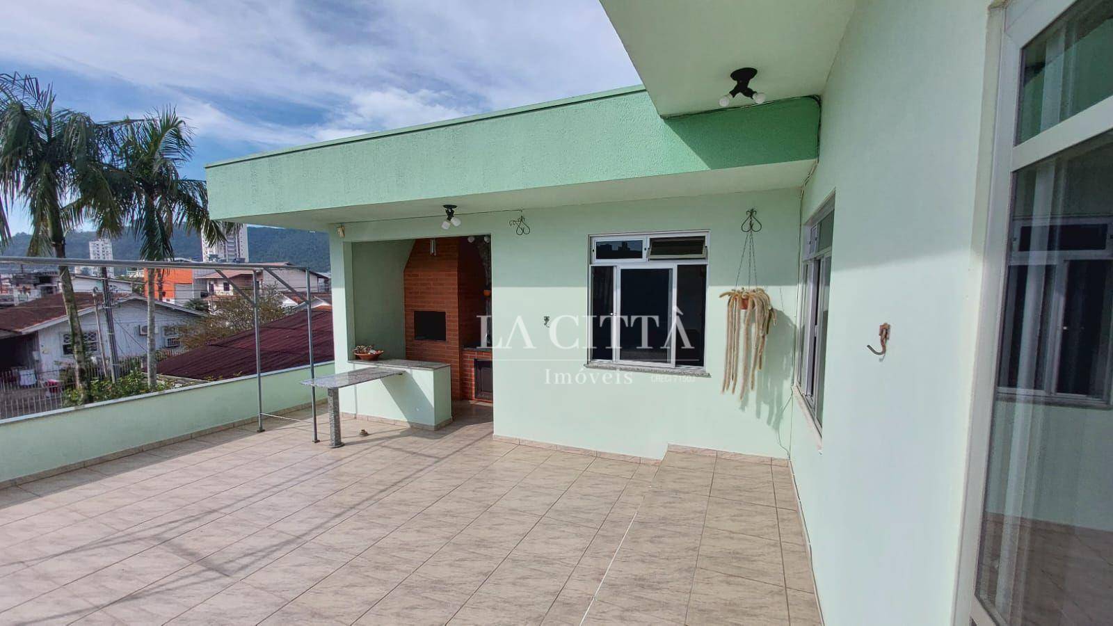 Sobrado à venda com 5 quartos, 350m² - Foto 30