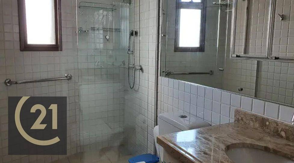 Apartamento à venda com 3 quartos, 137m² - Foto 9