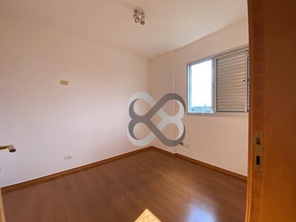 Apartamento à venda com 3 quartos, 112m² - Foto 18