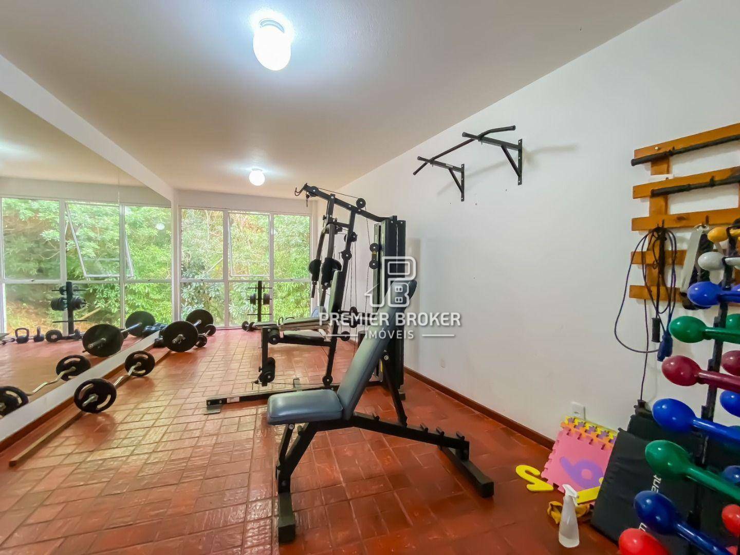 Casa de Condomínio à venda com 3 quartos, 300m² - Foto 54