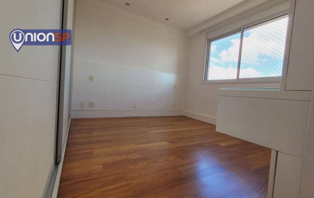 Apartamento à venda com 3 quartos, 180m² - Foto 10