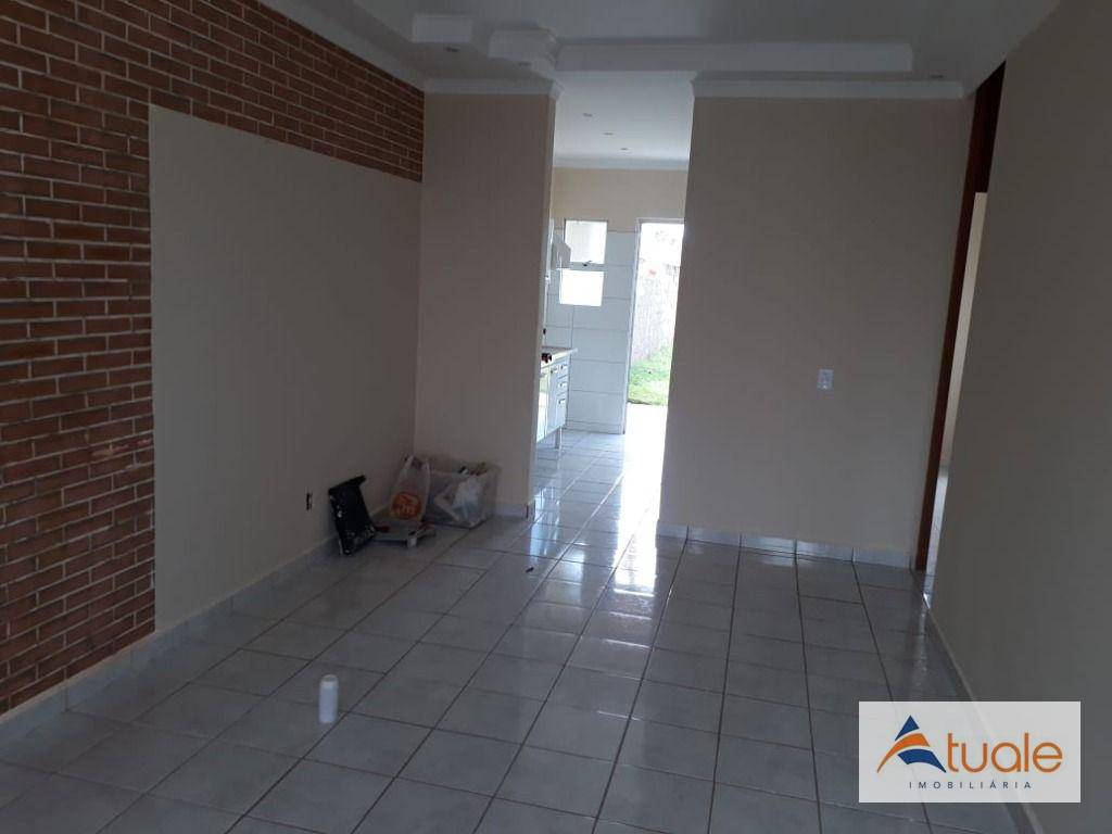 Casa à venda com 3 quartos, 62m² - Foto 3