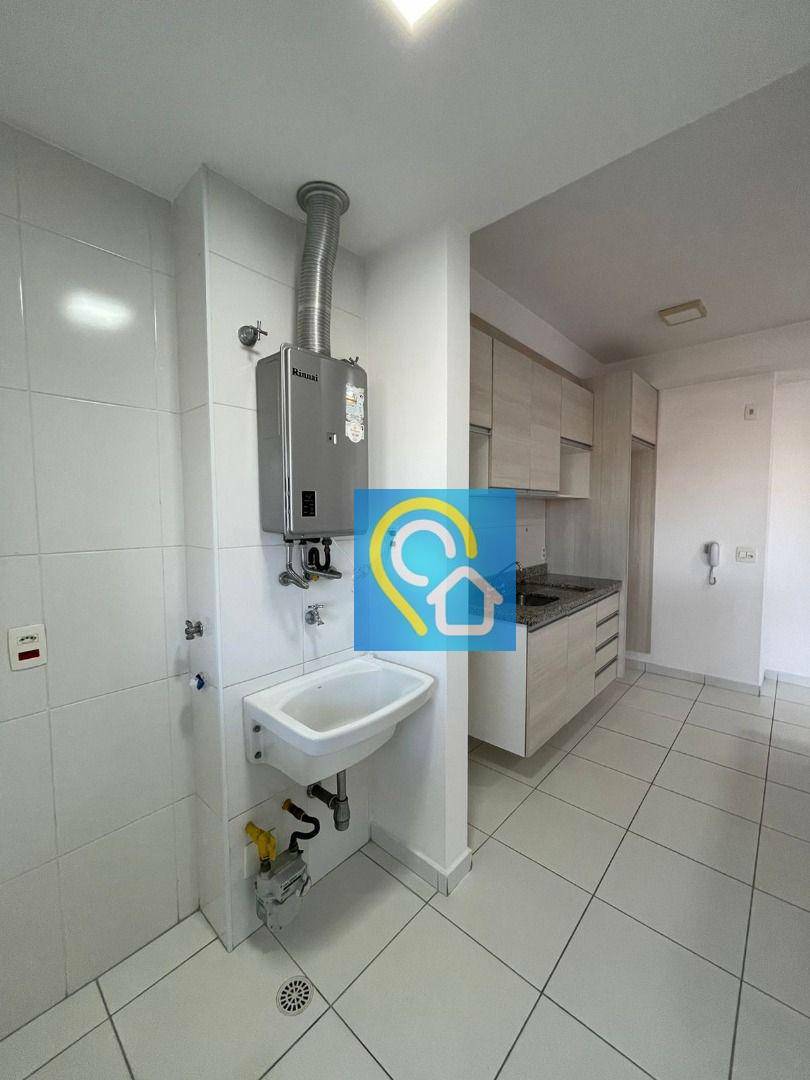 Apartamento para alugar com 3 quartos, 140m² - Foto 9