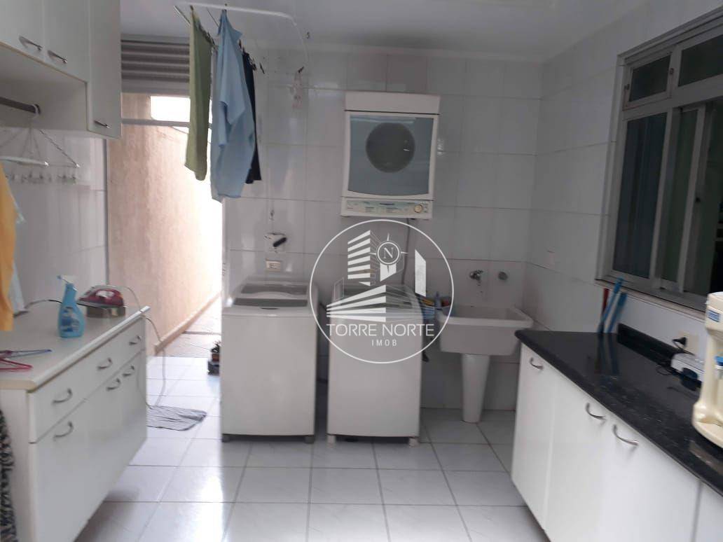 Sobrado à venda com 5 quartos, 480m² - Foto 15