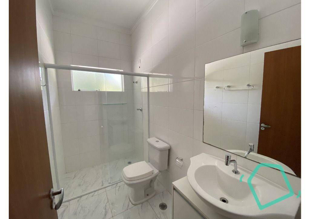 Casa de Condomínio para alugar com 3 quartos, 500m² - Foto 22