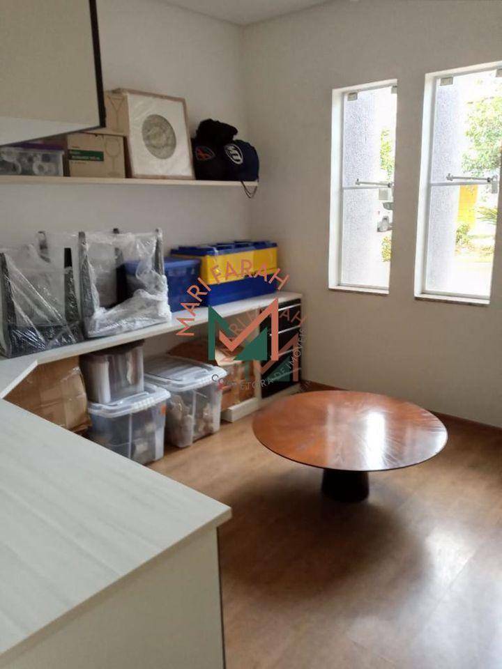 Casa de Condomínio à venda com 3 quartos, 330m² - Foto 16