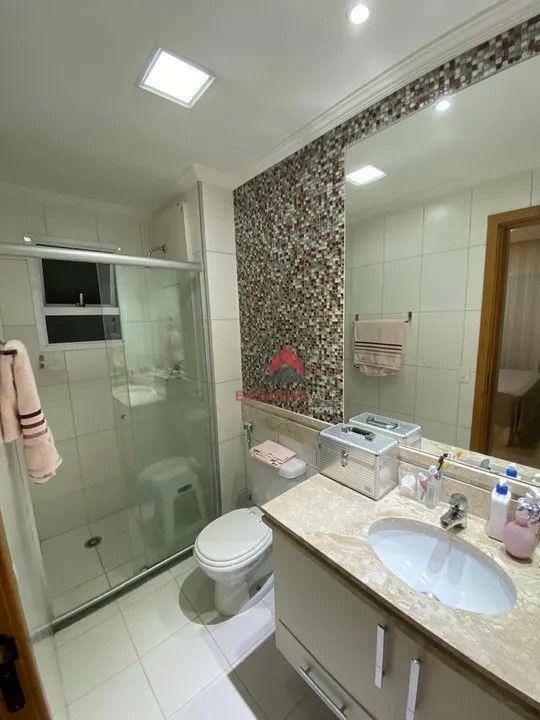 Apartamento à venda com 3 quartos, 110m² - Foto 5