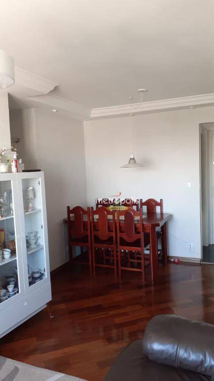 Apartamento à venda com 3 quartos, 73m² - Foto 3