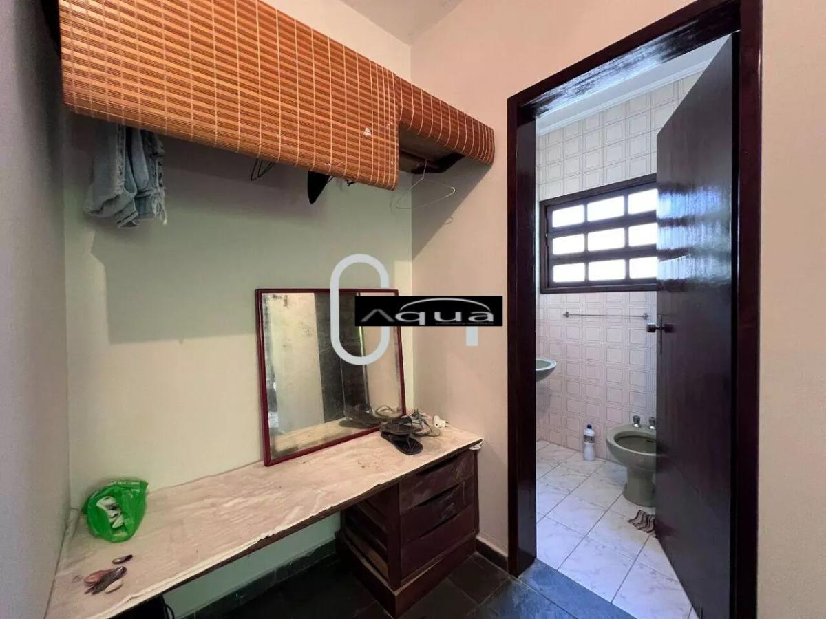 Casa à venda com 3 quartos, 1000m² - Foto 35