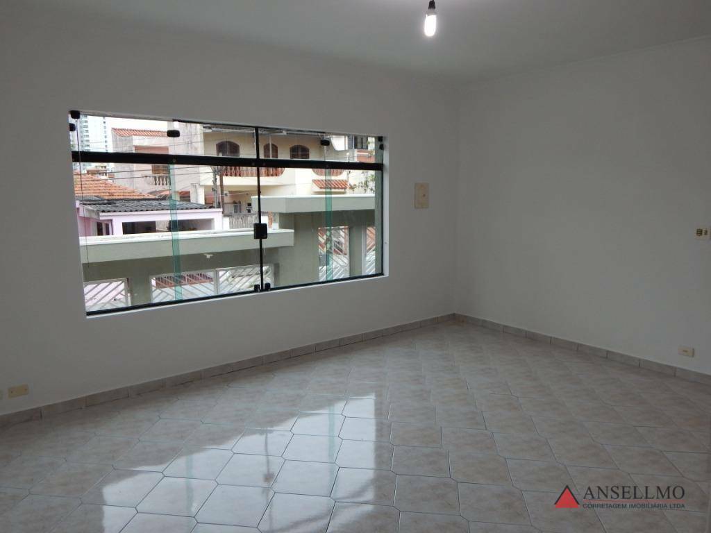 Casa para alugar com 4 quartos, 270m² - Foto 13