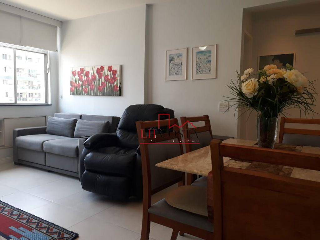 Apartamento à venda com 2 quartos, 75m² - Foto 4