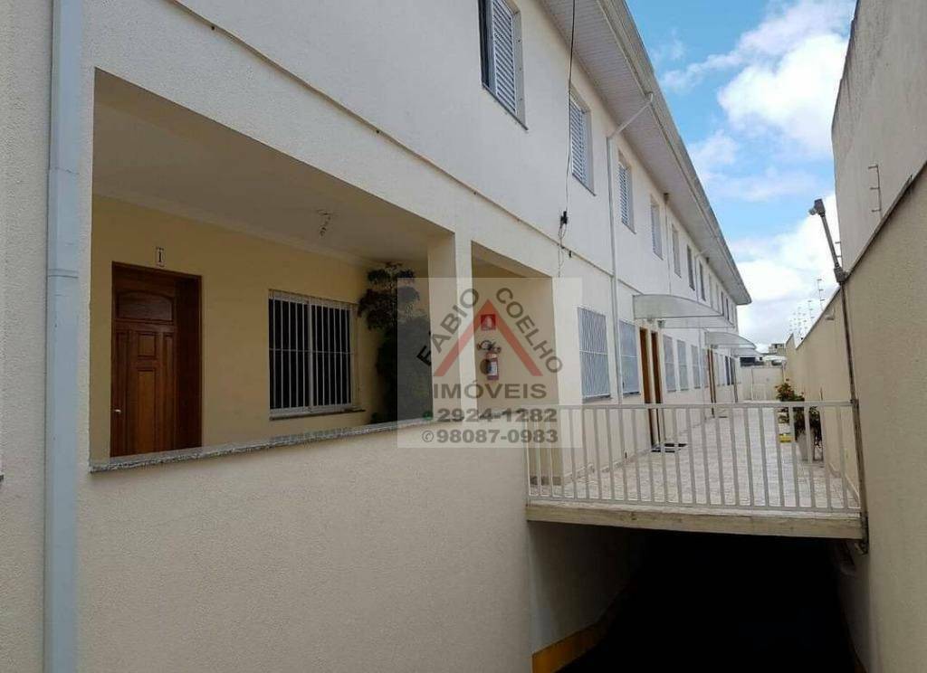 Sobrado à venda com 3 quartos, 71m² - Foto 1