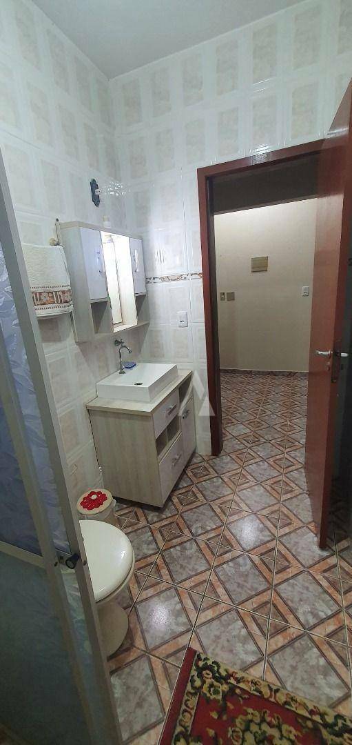 Casa à venda com 5 quartos, 340m² - Foto 62