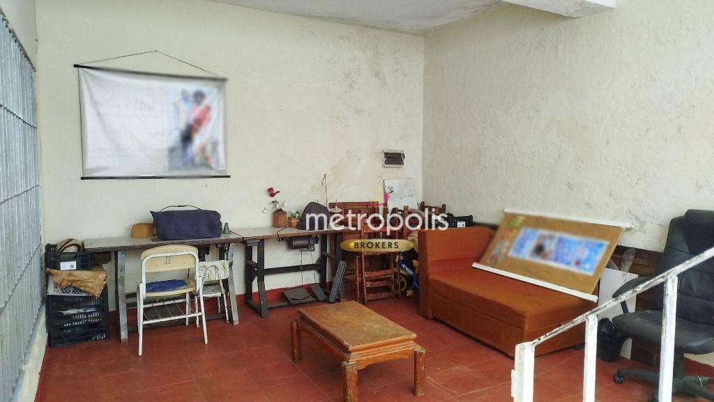 Casa à venda com 5 quartos, 208m² - Foto 16