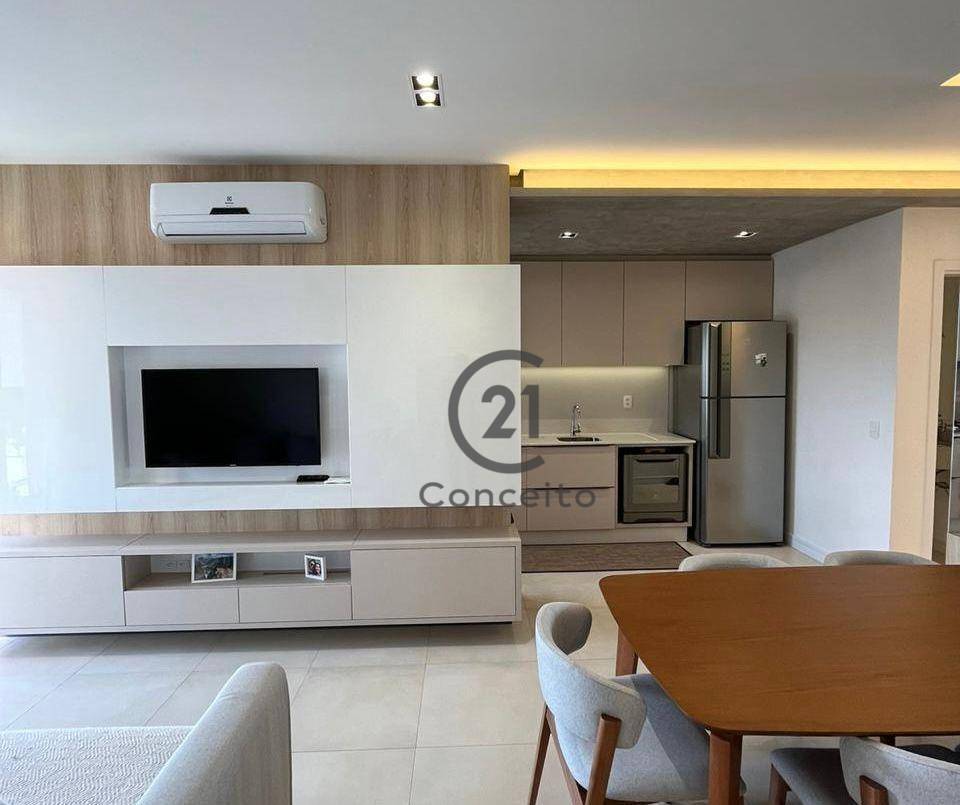 Apartamento à venda com 2 quartos, 70m² - Foto 1