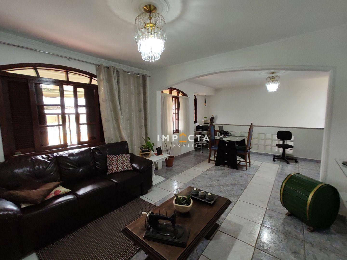 Casa à venda com 3 quartos, 157m² - Foto 8