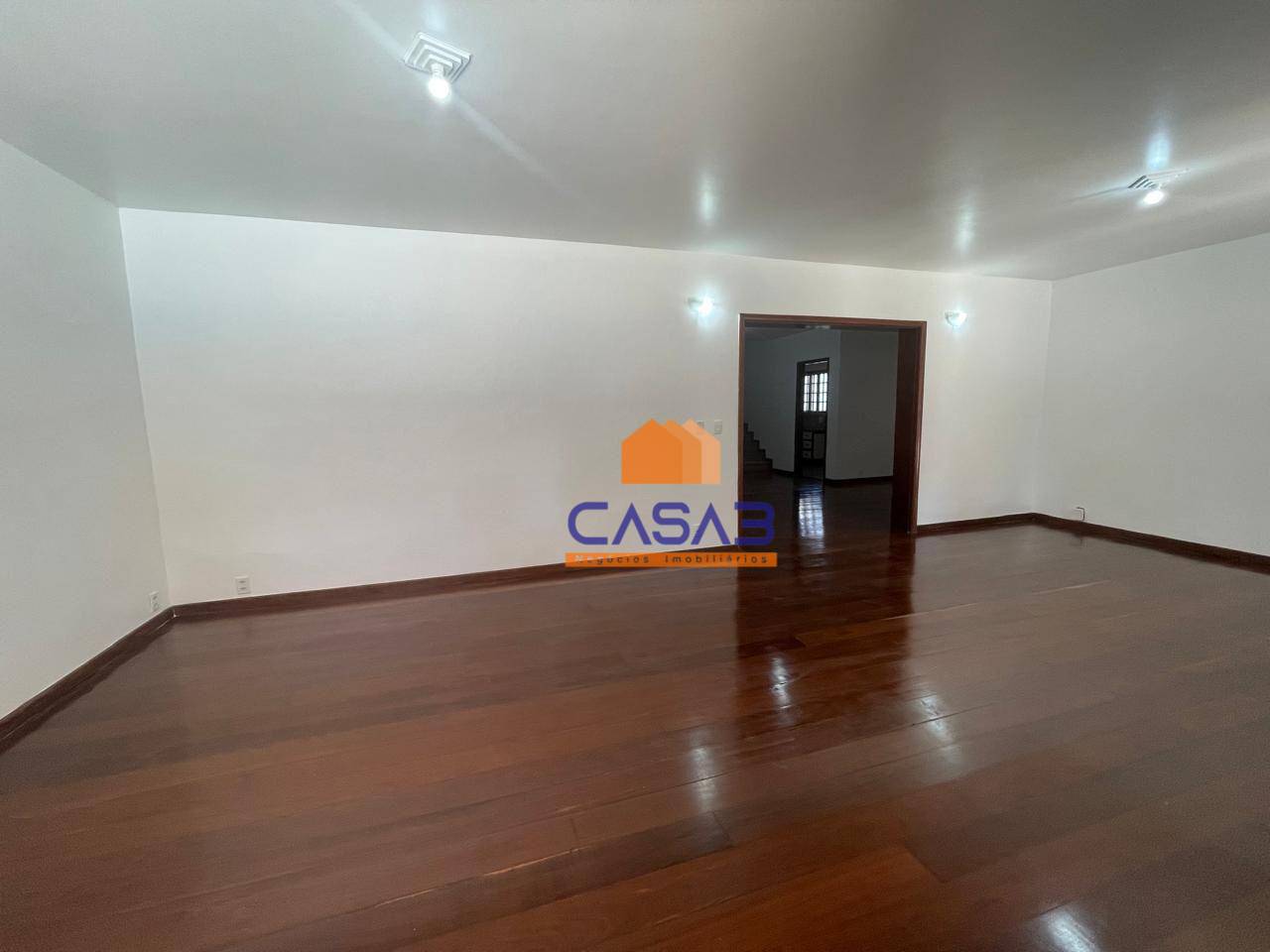 Casa à venda com 6 quartos, 473m² - Foto 44