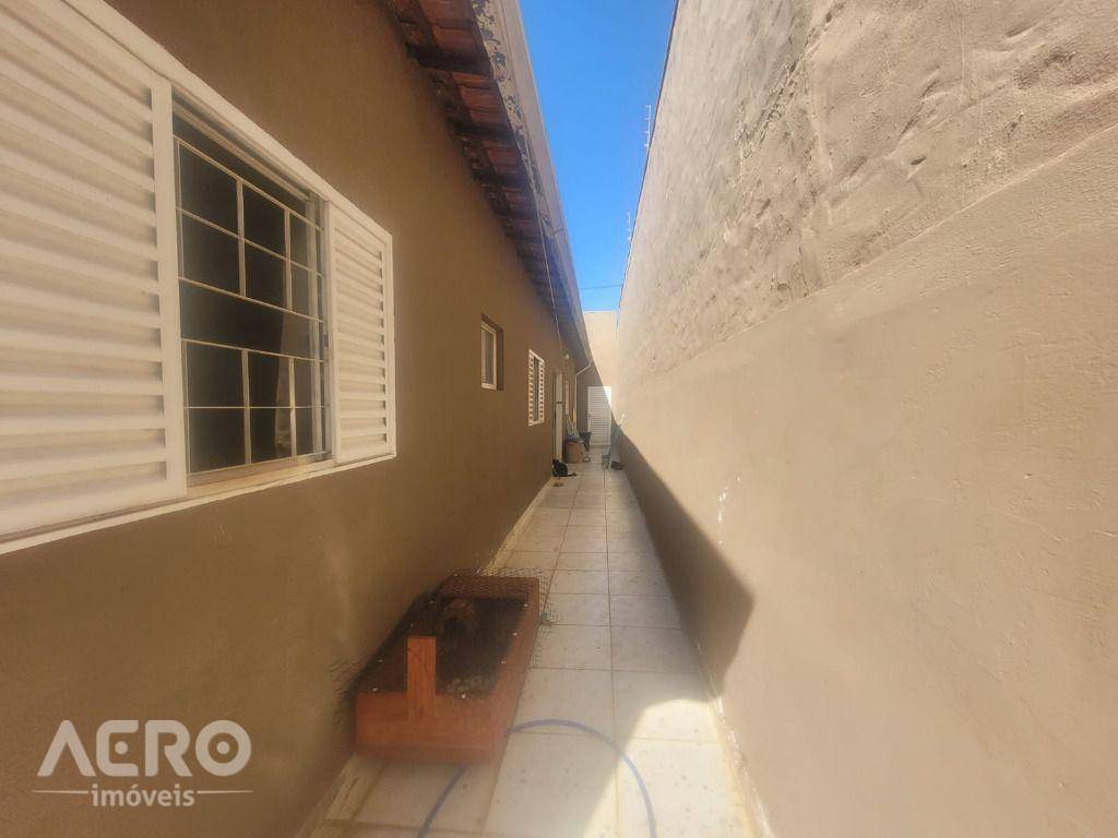 Casa à venda com 2 quartos, 135m² - Foto 16