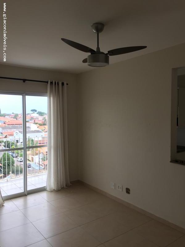 Apartamento à venda com 2 quartos, 65m² - Foto 4