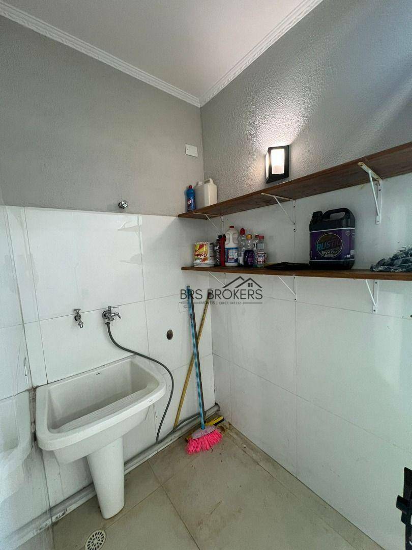 Sobrado à venda com 3 quartos, 250m² - Foto 23