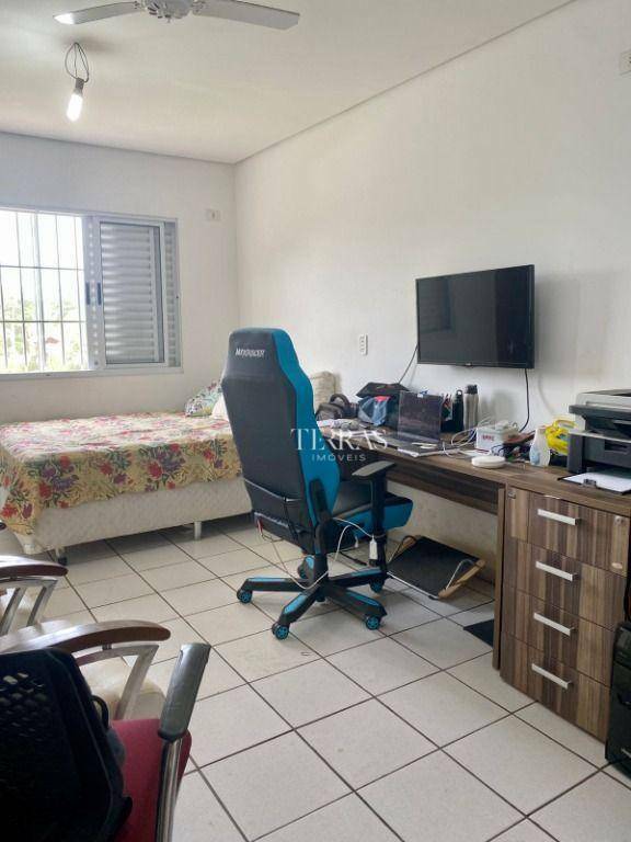 Casa à venda e aluguel com 5 quartos, 800m² - Foto 8