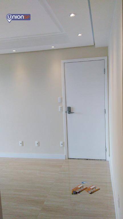 Apartamento à venda com 2 quartos, 62m² - Foto 3