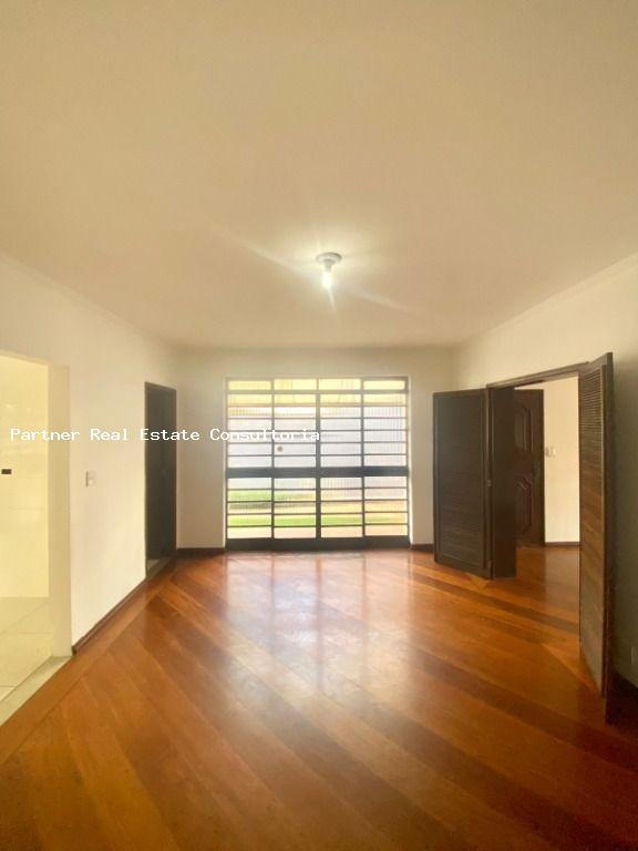 Casa à venda com 3 quartos, 300m² - Foto 11