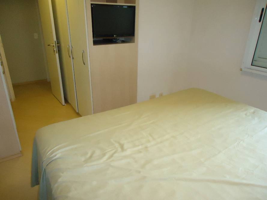 Apartamento para alugar com 2 quartos, 120m² - Foto 9