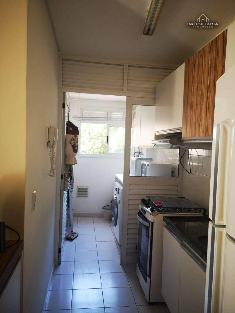 Apartamento para alugar com 3 quartos, 70m² - Foto 5