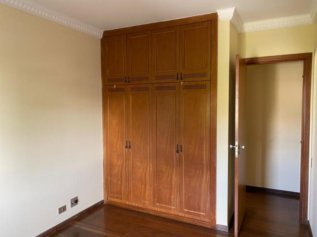 Apartamento à venda e aluguel com 3 quartos, 219m² - Foto 8