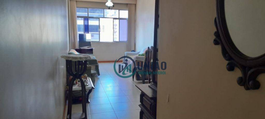 Apartamento à venda com 3 quartos, 100m² - Foto 4