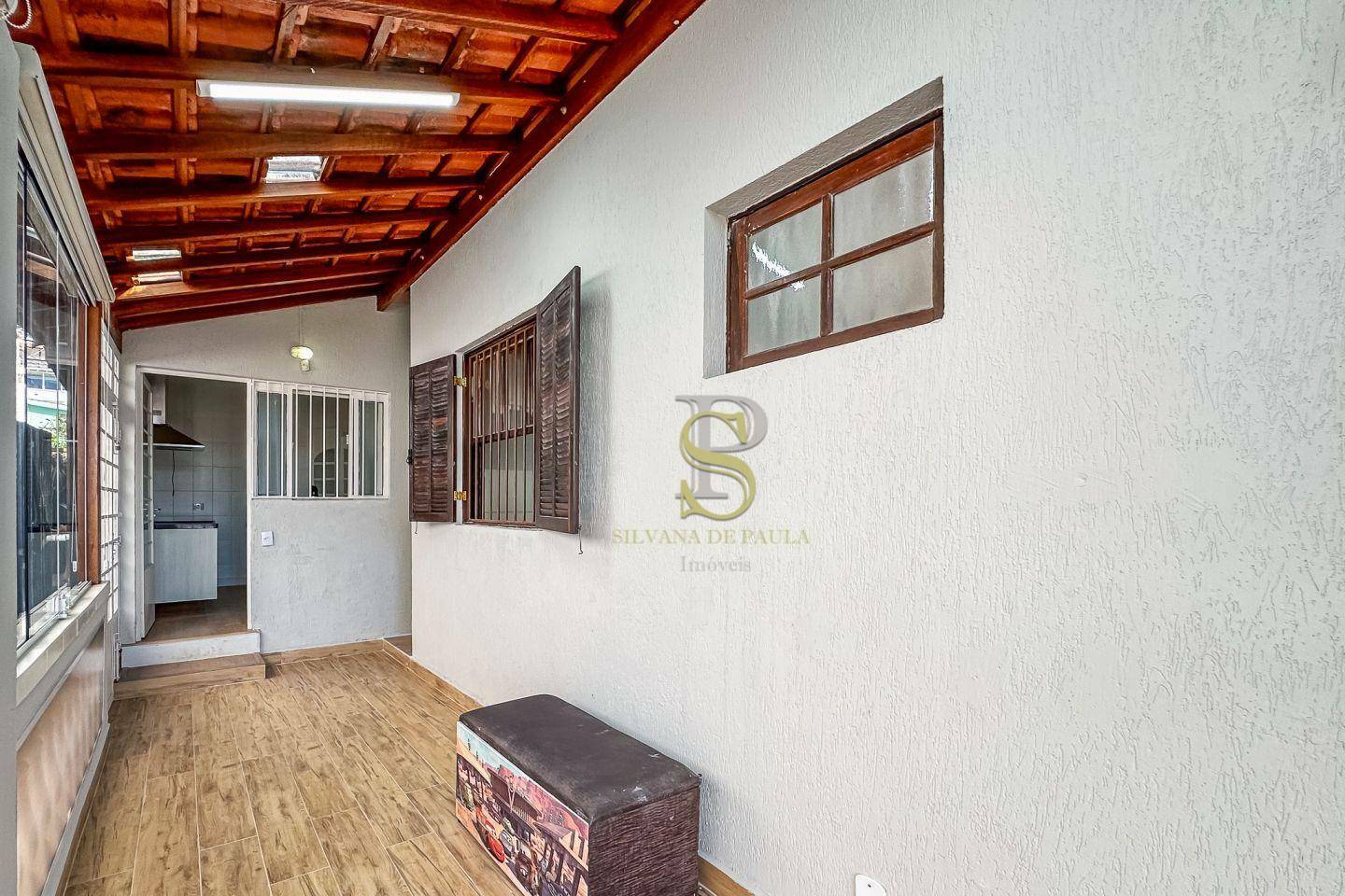 Casa à venda com 5 quartos, 239m² - Foto 10